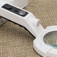 Magnifier with universal backlight, magnifying glass with handle 600557H-XX, size: diameter 60 mm, magnification: 4X