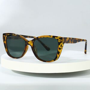 Polarized plastic TR90 sunglasses with UV400 protection 6013-GT