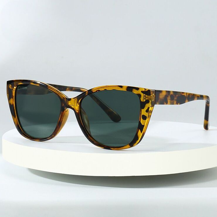 Polarized plastic TR90 sunglasses with UV400 protection 6013-GT