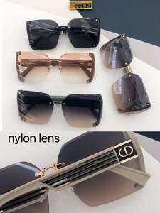 Polarized plastic sunglasses with nylon lenses NL2202