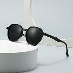 Пластиковые поляризационные солнцезащитные очки в круглой оправе Elit 10046-EL