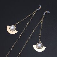 Gold-colored metal non-slip chain, with pendant pearl fan-shaped and beads, for glasses and masks GL575