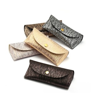 Футляр для очков и солнцезащитных очков JQ0115