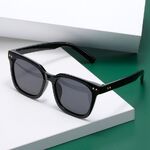 Солнцезащитные пластиковые очки KY808-809-810