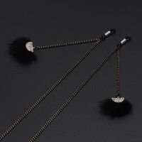 Black-colored metal non-slip chain, with black feather, for glasses and masks GL703