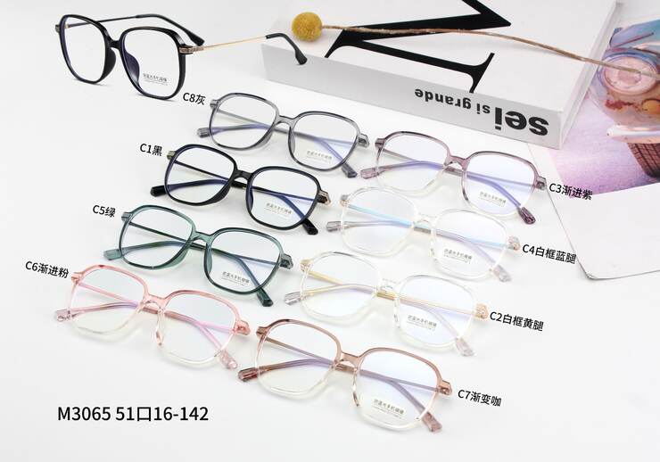 Titanium frames with Blue Ray Cut lenses MAMO M3065