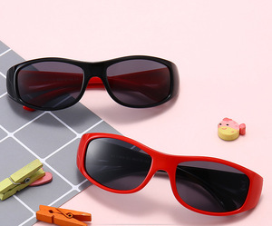 Polarized silicone sunglasses with UV400 protection for kids T11004