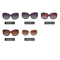 Polarized sunglasses with UV400 protection F6214