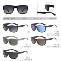 Солнцезащитные поляризационные пластиковые очки Enrique Cavaldi EC18037