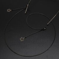 Black-colored metal non-slip chain, with pendant black flower, for glasses and masks GL591