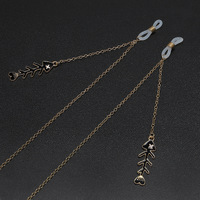 Gold-colored metal non-slip chain, with pendant fishbone, for glasses and masks GL695