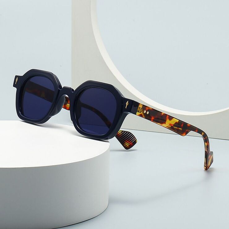 Пластиковые солнцезащитные очки в стиле ретро Elit 6058-EL