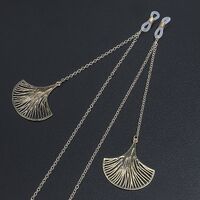 Gold-colored metal non-slip chain, with pendant leaf, for glasses and masks GL448